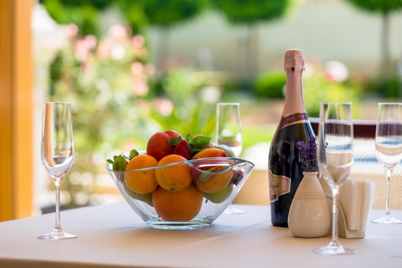 Villa Florence Boutique Apart Hotel Święty Włas Zewnętrze zdjęcie