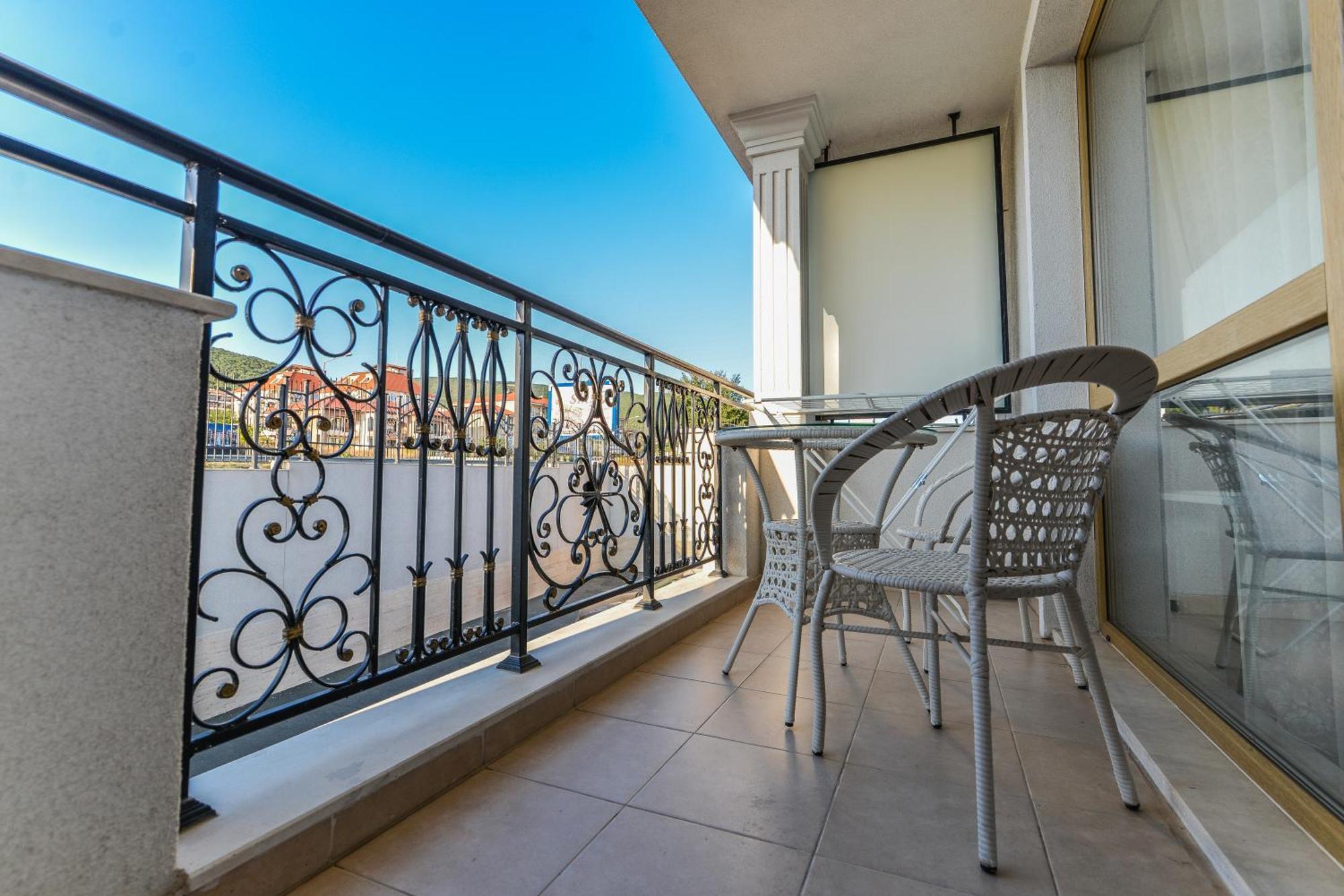 Villa Florence Boutique Apart Hotel Święty Włas Zewnętrze zdjęcie